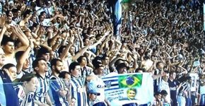 Atleticanos cantam ‘Bolsonaro vai matar veado’ para cruzeirenses