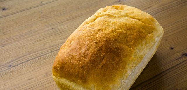 Aprenda a fazer uma bisnaguinha caseira perfeita no café da manhã