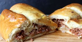 Aprenda a fazer pão de calabresa caseiro