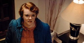 Atriz de ‘Stranger Things’ se abre sobre ansiedade e sexualidade