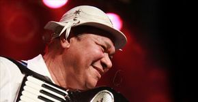Dominguinhos e Caju & Castanha fazem sarau