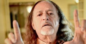 UOL: Alceu Valença em evento provoca  baixaria de  Bolsonaro