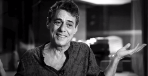 Sofreu algum comentário ofensivo na internet? Chico Buarque tem um conselho para você