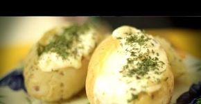 Aprenda a fazer “Baked Potato” no microondas