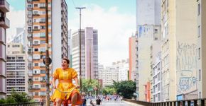 Espetáculo de teatro no Minhocão
