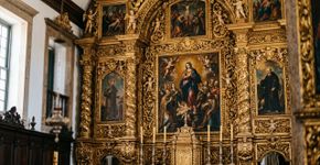 Fundada em 1535, saqueada e incendiada durante a ocupação holandesa e depois reconstruída: a cidade pernambucana de ladeiras, jardins e cerca de 20 igrejas barrocas que preserva um centro histórico reconhecido pela Unesco