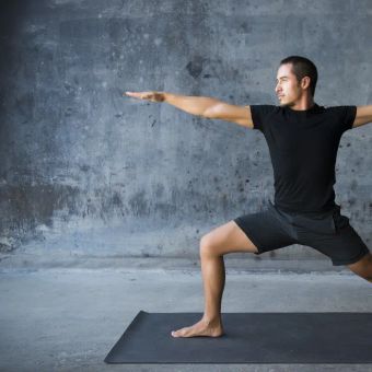 Featured mobile: Yoga contra a insônia: veja como a prática pode ajudar a dormir melhor