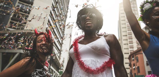 Os blocos que agitam a Zona Leste no domingo de Carnaval, dia 15