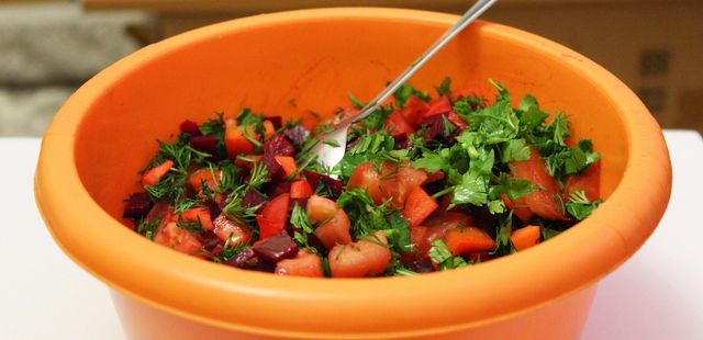 Descubra a receita de molho vinagrete perfeito