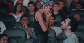 Jovem cria trailer para pedir namorada em casamento no cinema