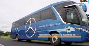 Ônibus inteligente freia sozinho e tem controle antitombamento