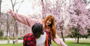 Prepare o coração: 3 signos que podem ter surpresas no amor neste fim de semana