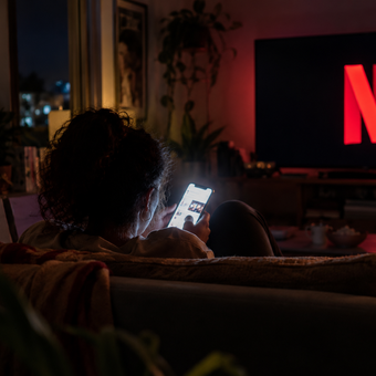 Featured mobile: A Netflix está em crise? O que está em jogo para seus filmes e séries