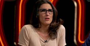 Paola Carosella rebate internauta sobre imperfeições de seu corpo