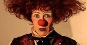 Espetáculo circense “Manela e o show dela” no Sesc Pompeia