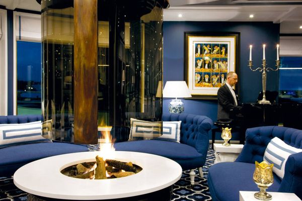 Lounge do River Queen 