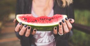 Mitos e verdades sobre ingerir caroços e sementes das frutas