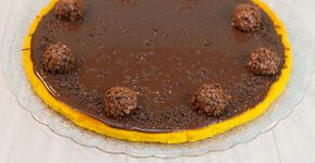 Aprenda a fazer pizza de bolo de cenoura