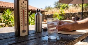 A ciência confirma que as ondas de calor estão literalmente acelerando o processo de envelhecimento