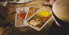 Tarot semanal: previsão para os signos de 05 a 11 de outubro de 2026