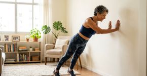 Exercícios matinais para fortalecer os braços após os 55 anos