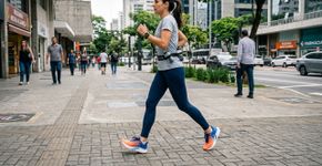 Sair para caminhar em vez de ir para academia ajuda muito, mas só funciona se a caminhada durar no mínimo 30 minutos seguidos, sem interrupções e a uma velocidade de cerca de 5 km/h