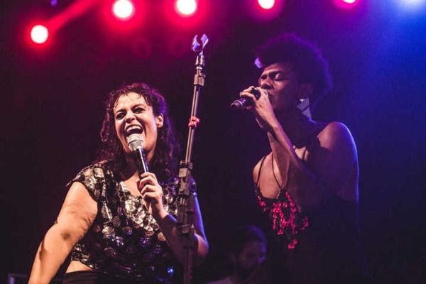 As mina tem poder: Tulipa Ruiz e Liniker