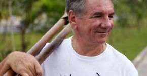 Conheça o aposentado que já plantou mais de 16 mil árvores em SP