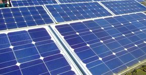 Já pensou em receber energia solar em casa como benefício do trabalho?