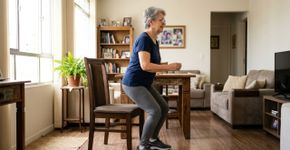 Os treinadores concordam: “Caminhar aos 60 anos é ótimo, mas é preciso combinar com exercícios de força, com ou sem pesos.”