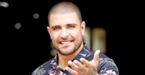 Diogo Nogueira se apresenta na Mocidade Independente de Padre Miguel