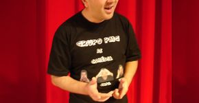 Senac Santana recebe stand-up comedy