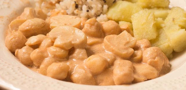 Strogonoff de grão-de-bico fácil, saudável e delicioso!