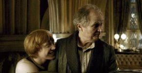 O professor Slughorn chama Ron pelo nome do ator em Harry Potter
