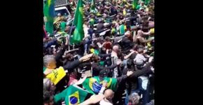 Embaixador alemão condena gesto nazista entre apoiadores de Bolsonaro