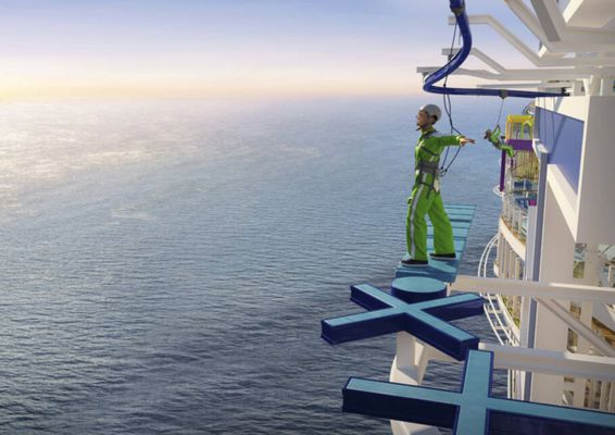 Crown's Edge, a aventura em que nos penduramos para fora do navio