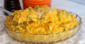 Abobrinha cremosa com requeijão e parmesão