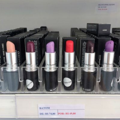 Batom M.A.C: de R$ 74 por R$ 49