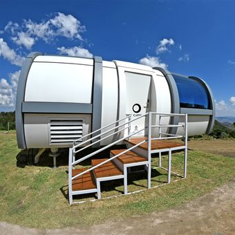 Featured mobile: Hospedagem em Socorro (SP) tem de camping a cápsulas futuristas