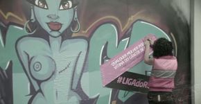 Campanha espalha grafittis de mastectomia pela cidade