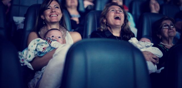 CineMaterna: sessões especiais de cinema para mamães e bebês