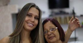 ‘O amor que ela me deu me fez a mulher de hoje’, diz filha trans