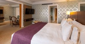 Hotel em Curitiba une sofisticação e gastronomia ‘estrelada’
