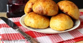 Pão de cenoura caseiro para comer quentinho