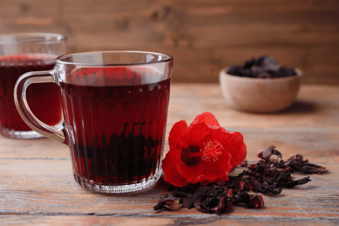 O consumo do hibisco pode ajudar no equilíbrio glicêmico (Imagem: New Africa | Shutterstock)