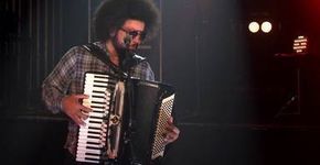 Dominguinhos e Mariana Aydar cantam juntos