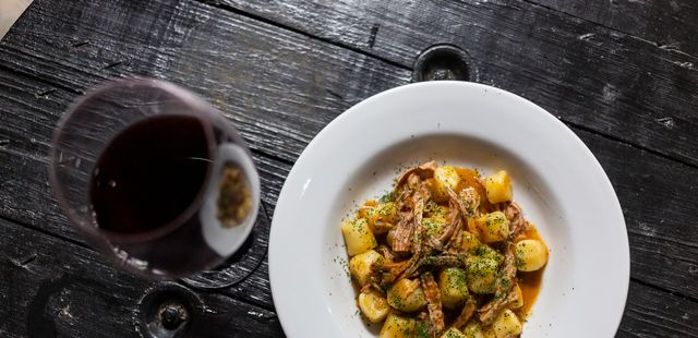 Ravioli com ragu de costela absurdamente gostoso