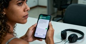 O botão secreto do WhatsApp que transforma mensagens de voz em texto automaticamente