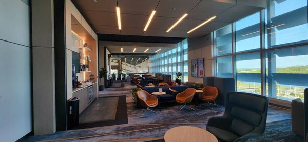 A sala Vip da Brightline na estação de Orlando