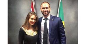 Eduardo Bolsonaro: “Tinha de ter apanhado mais para ficar calada”